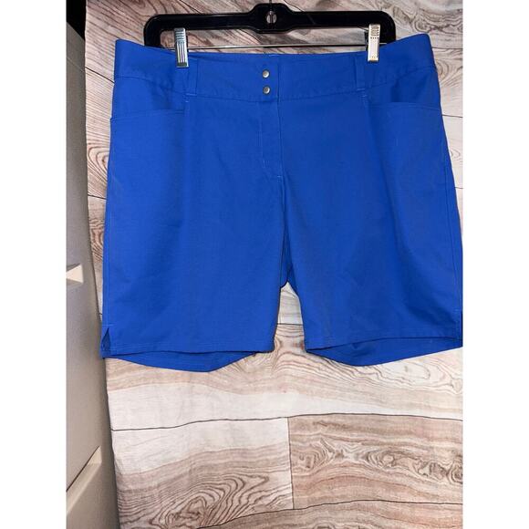 ADIDAS shorts size 10 Golf, Pickleball, tennis - Picture 1 of 4